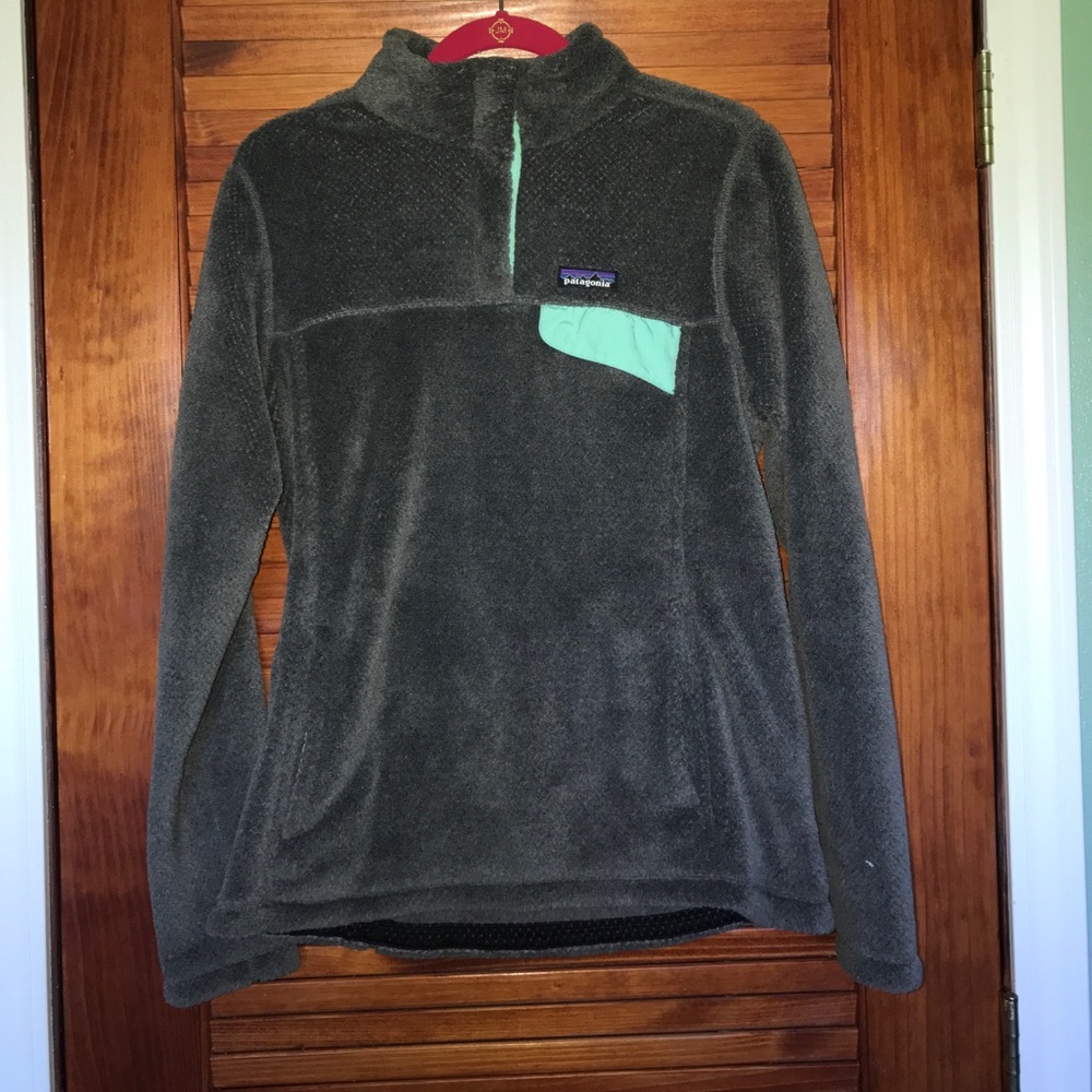 patagonia sweater!